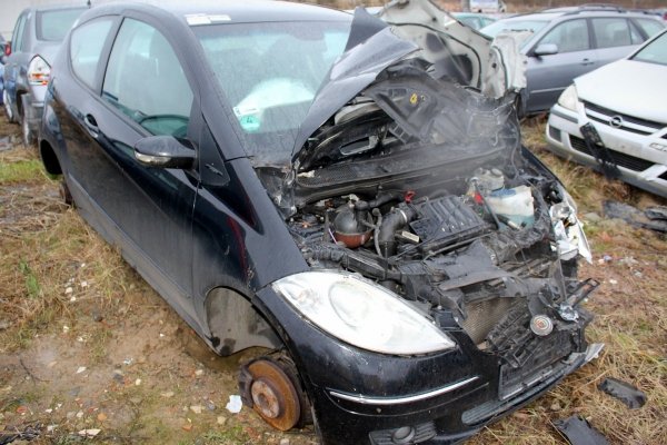 Szyba karoseryjna prawa Mercedes A-Klasa W169 2007 Hatchback 3-drzwi