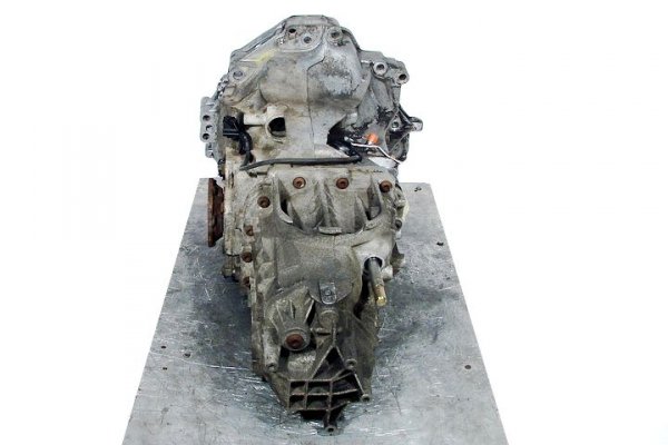 Skrzynia biegów DHZ Audi A4 B5 VW Passat B6 1.8 20V