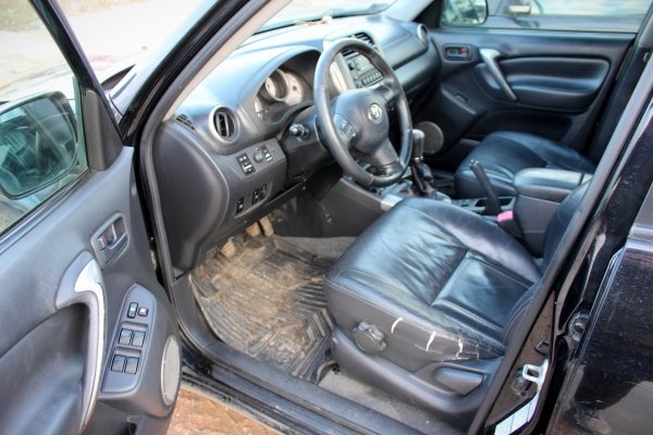 _Zbiorniczek spryskiwaczy Toyota Rav4 II XA20 Lift 2004 2.0D4D Suv 5-drzwi
