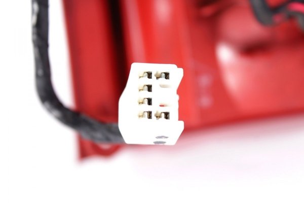 Lampa tył lewa Mazda Premacy CP 2002-2004 Minivan