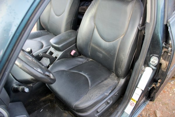 Silniczek wycieraczki tył Toyota Rav4 III XA30 2006 Suv 5-drzwi