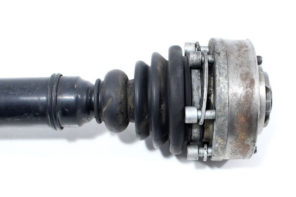 Półoś przód lewa VW Passat B5 1996-2005 2.8 V6