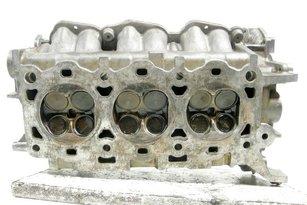 Głowica lewa Ford Mondeo MK2 1996-2000 2.5 V6