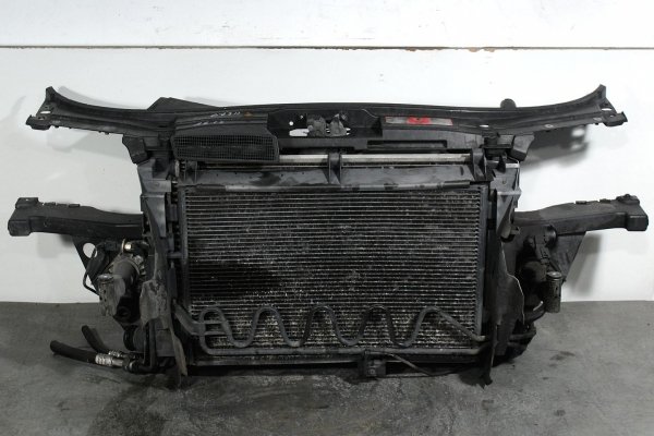 Pas przód Audi A6 C5 2002 2.5TDI 