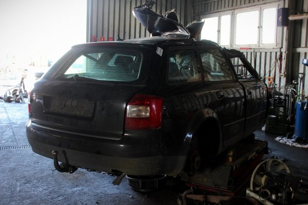 Audi A4 B6 2002 1.9TDI AVB Kombi 