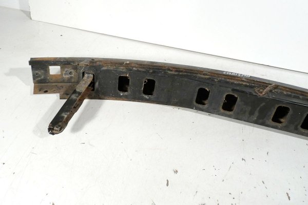 _Belka zderzaka przód Mitsubishi Carisma 2000