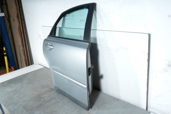 Drzwi tył prawe Volvo S40 II Lift 2008 Sedan (Kod lakieru: Electric Silver Metallic