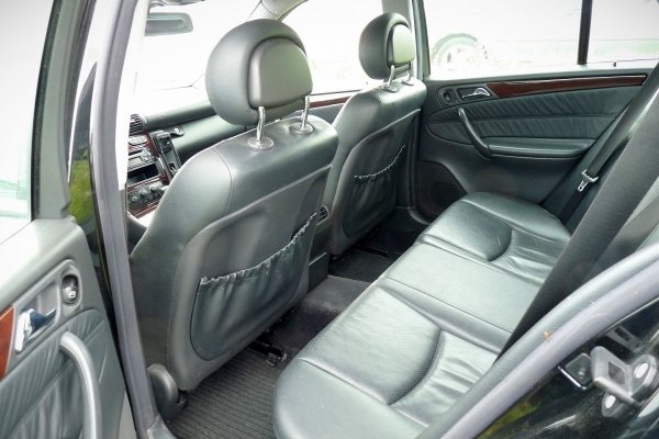 Drzwi przód prawe Mercedes C-Klasa W203 2002 Kombi (Kod lakieru: 040)
