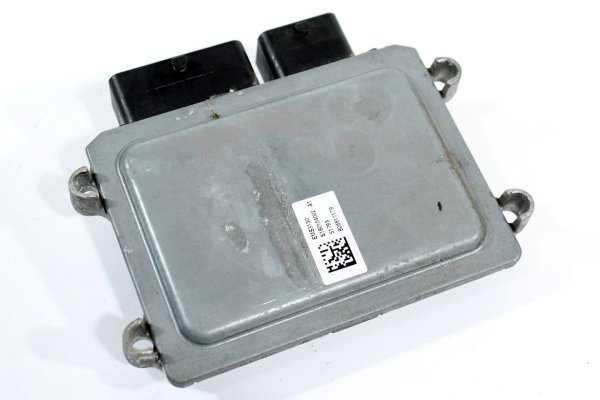 Komputer silnika Dacia Duster I 2010-2013 1.6i