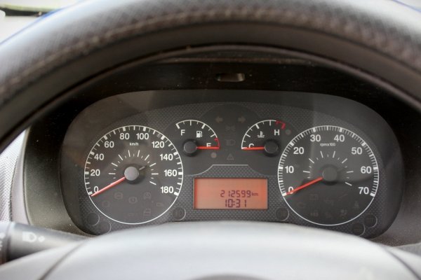 Błotnik przód prawy Citroen Nemo 2008 1.4HDI 8HS