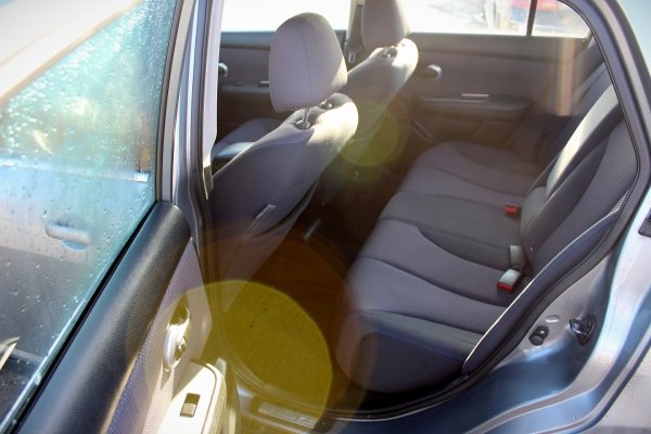 Lusterko prawe Nissan Tiida C11 2007 Sedan (kod lakieru: K36)