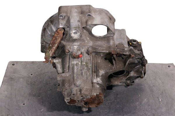 _Skrzynia biegów Nissan Almera N15 1996-2000 1.4i 16V (impulsator na linkę)