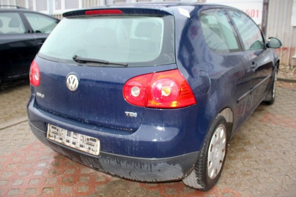 Klapa bagażnika VW Golf V 1K 2005 (kod lakieru: LA5G)