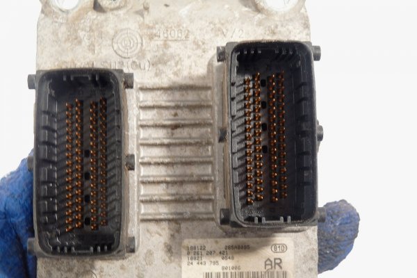 Komputer sterownik silnika Opel Corsa C 2001 1.0i Z10XE Hatchback 3-drzwi