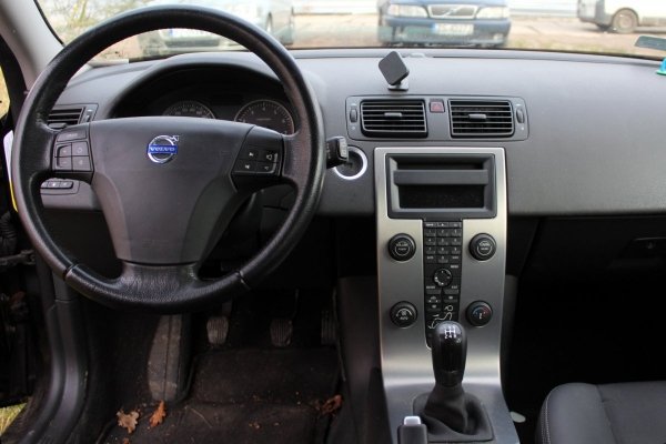 Drzwi przód prawe Volvo V50 2005  Kombi 