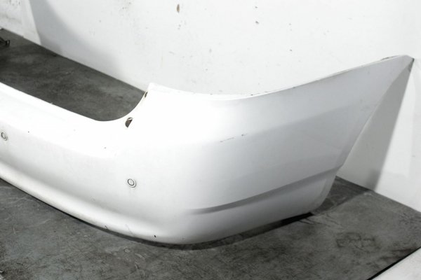 Zderzak tył Toyota Corolla E12 2005 Kombi kod lakieru: 040