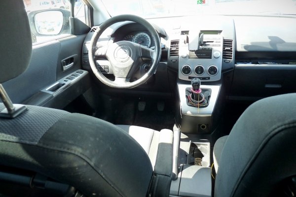 Zderzak tył Mazda 5 CR 2005 Van (kod lakieru: 22V)