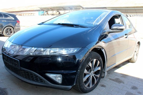 Półoś przód lewa Honda Civic VIII FK 2006 1.8i-VTEC R18A2 Hatchback 5-drzwi