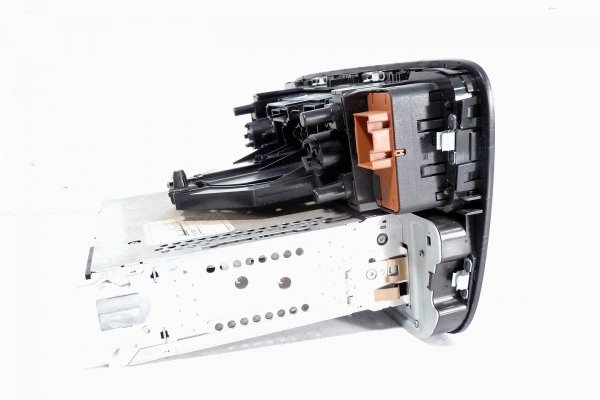 Radio + panel nawiewu VW UP! 2012 (2011-2016) Hatchback 5-drzwi 