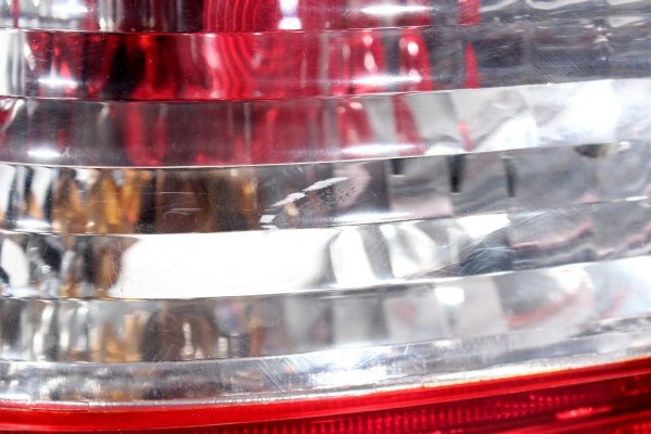 lampa tył lewa - prawa - vw - golf iv - zdjęcie 4