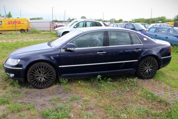 Maska VW Phaeton 2008 3.0TDI CARA Sedan 4Motion 