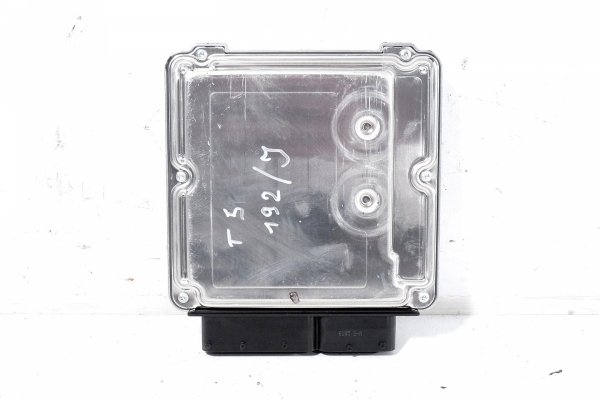 Komputer silnika VW Transporter T5 2005 2.5TDI AXD Bus
