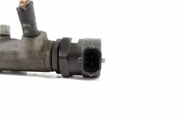 Listwa wtyskowa Toyota Corolla E12 2005 1.4D4D 1ND-TV Kombi