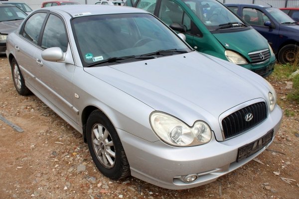 Hyundai Sonata IV Lift 2002 2.0i G4JP Sedan [A]