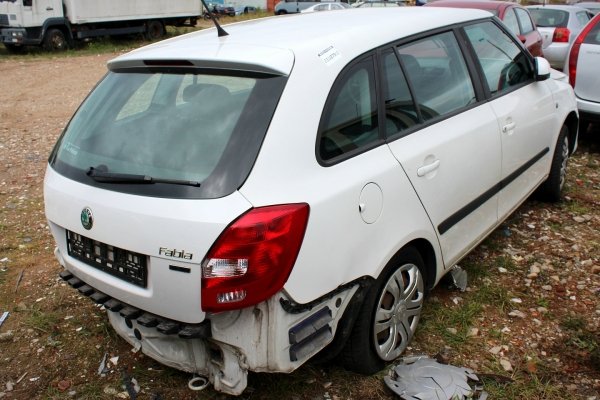 Szyba drzwi przód prawa Skoda Fabia II 5J 2012 Kombi 