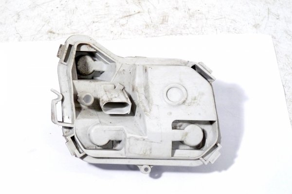 _Wkład żarówkowy lampy tył lewy Audi A4 B7 2006 Kombi 