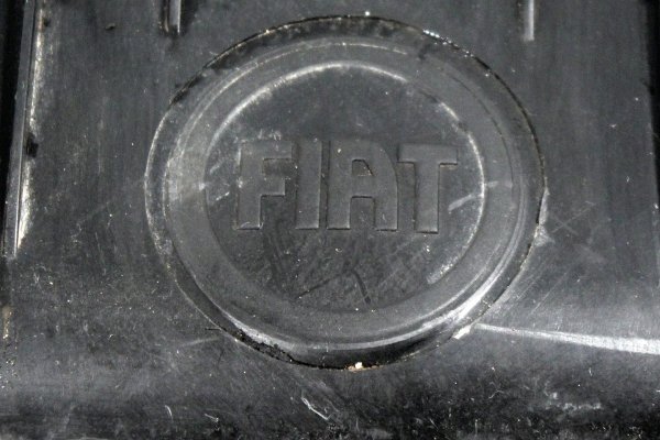 Obudowa filtra powietrza Fiat Grande Punto 2006 1.2i 8V