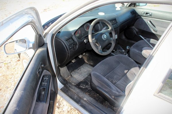 VW Golf IV 1J 1999 1.9TDI AHF Hatchback 5-drzwi [B/C]