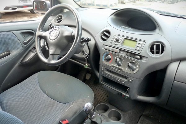 Szyba drzwi tył lewa Toyota Yaris I Lift 2003-2005 Hatchback 5-drzwi