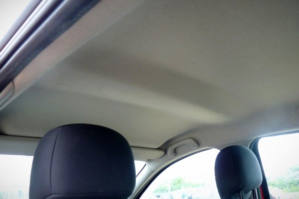 Drzwi przód lewe Renault Clio III 2008 Hatchback 5-drzwi (kod lakieru: OV727 - RED BRISK BC)