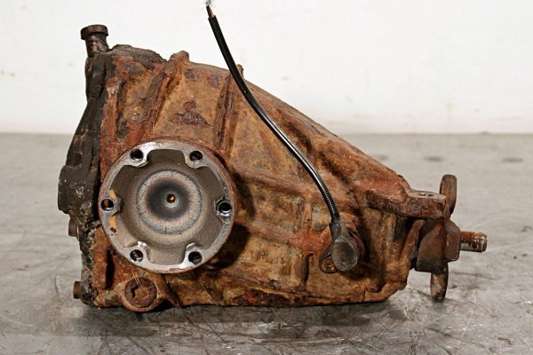 _Most tył Mercedes 190 W201 1982-1993 (mała główka, abs, przełożenie 3.64)