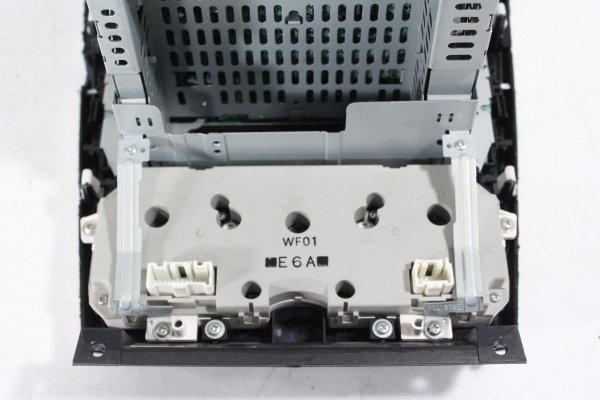 Radio panel sterowania nawiewem Mazda 6 GG GY 2005-2007