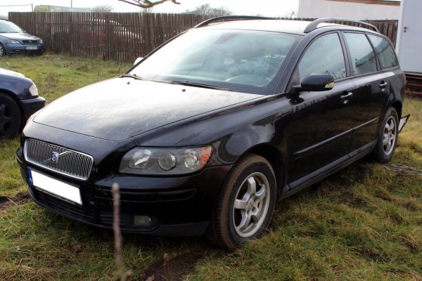 Drzwi przód prawe Volvo V50 2005  Kombi 