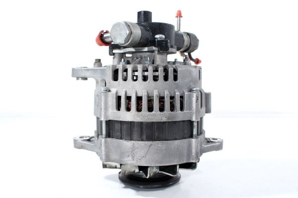 _Alternator Nissan Primera P10 1990-1996 2.0D