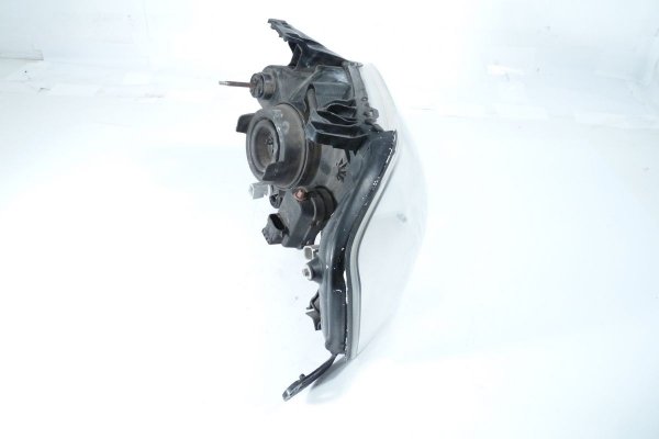 _Reflektor prawy Mazda Tribute EP Lift 2004 