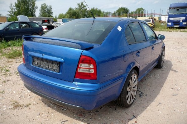 Skoda Octavia I 1U 1999 1.8i AGN Liftback [A]
