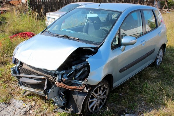 Honda Jazz II Lift 2005 1.3i L13A1 Hatchback 5-drzwi [A]