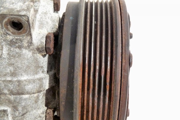 Sprężarka pompa klimatyzacji Opel Signum 2003-2005 1.9CDTI Z19DTH