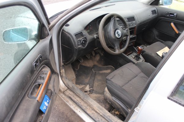 Drzwi tył lewe VW Bora 1J 1998 Sedan 