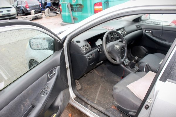 Toyota Corolla E12 2003 1.6VVTI 3ZZ Kombi [B]