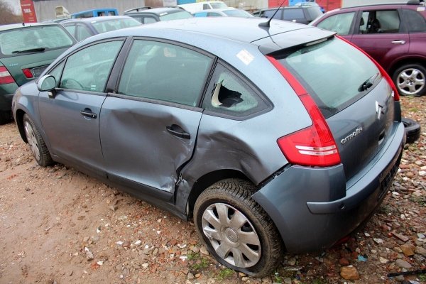 Drzwi przód lewe Citroen C4 2006 1.4i KFU Hatchback 5-drzwi