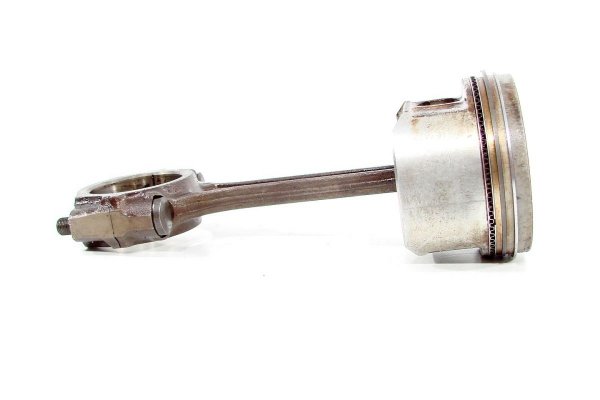 Tłok korbowód Honda Logo 1996-2001 1.3i 16V