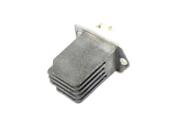 Rezystor opornik dmuchawy Nissan Primera P12 2002-2007