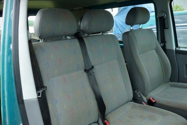 Podnośnik szyby przód prawy VW Transporter T5 2005 Bus