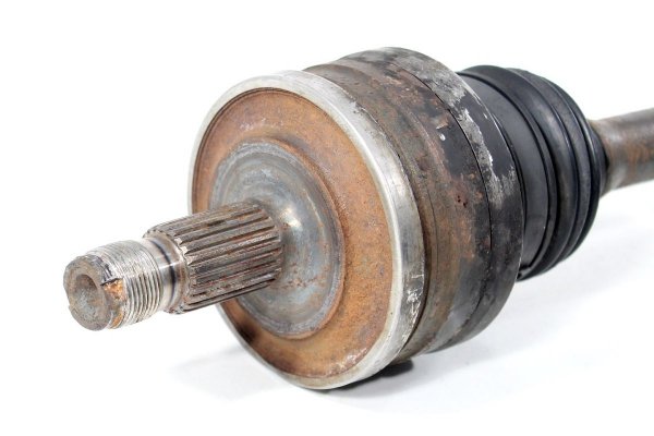 Półoś R=L Mercedes C-klasa W203 2000-2006 1.8 Kompressor 