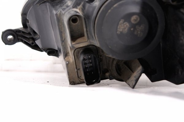 _Reflektor prawy VW Jetta / Golf V 1K 2003-2009